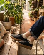 Zapatilla Urban Negra Bicolor ChimmyChurry suela caramelo vista trasera".