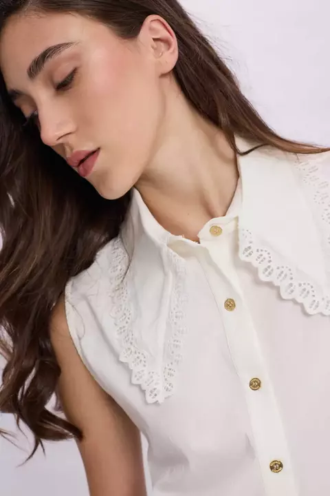 Camisa sin mangas para mujer con detalle de cuello grande
